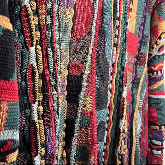 Tosani Colorful 3D Knit Crew Neck Sweater - Picture 6 of 10